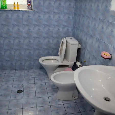 Lola's Apartament Appartement Berat