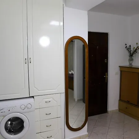 Apartament Lola's Apartament *